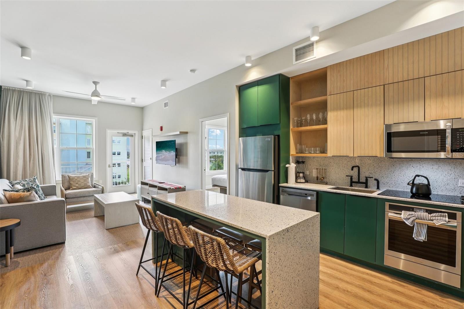 Image 4 of 58 For 3151 Sunset Walk Drive 318