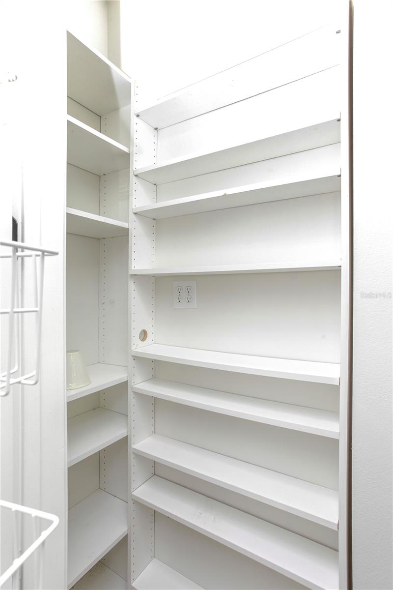 Image 21 of 83 For 1511 Harston Avenue