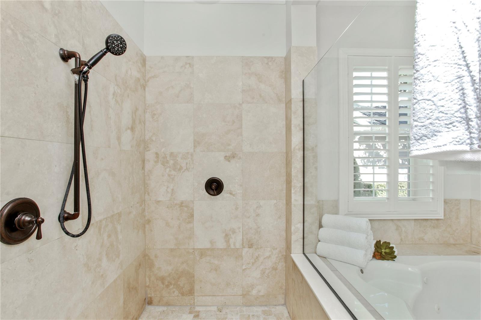 Image 26 of 83 For 1511 Harston Avenue