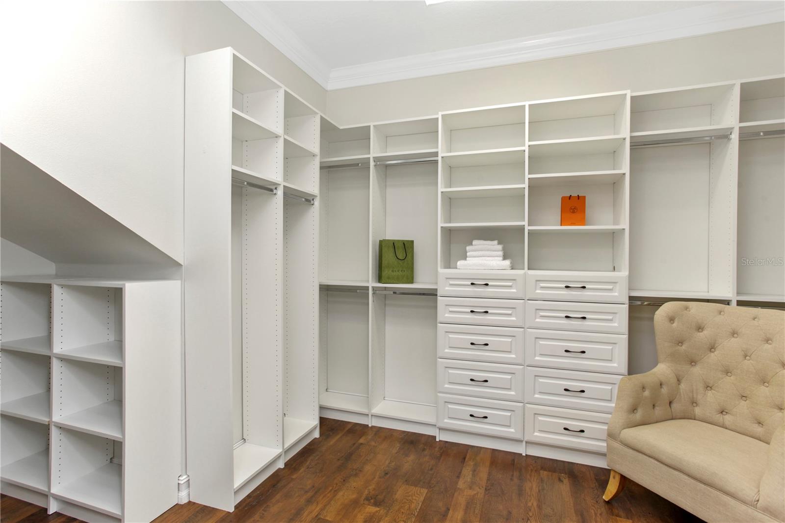 Image 27 of 83 For 1511 Harston Avenue