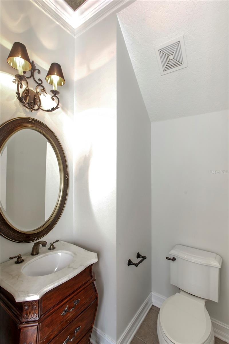 Image 47 of 83 For 1511 Harston Avenue