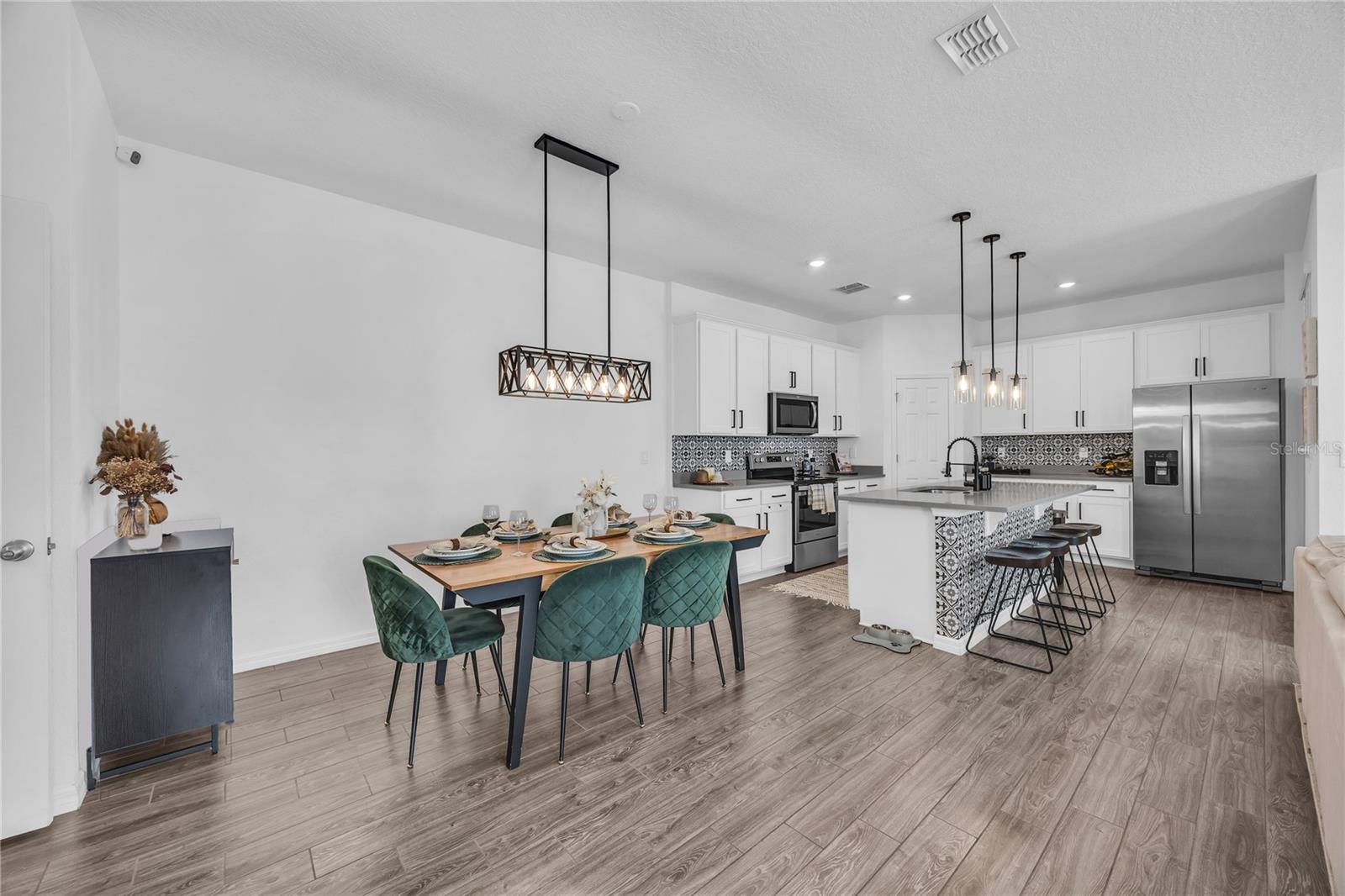 Image 12 of 45 For 15583 Willow Arbor Circle