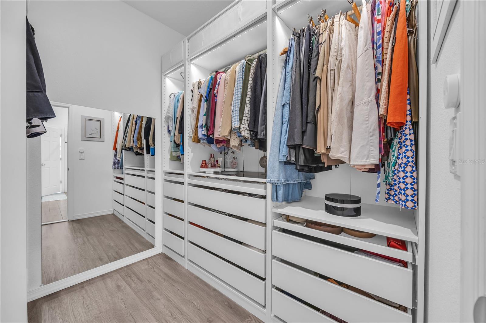 Image 25 of 45 For 15583 Willow Arbor Circle