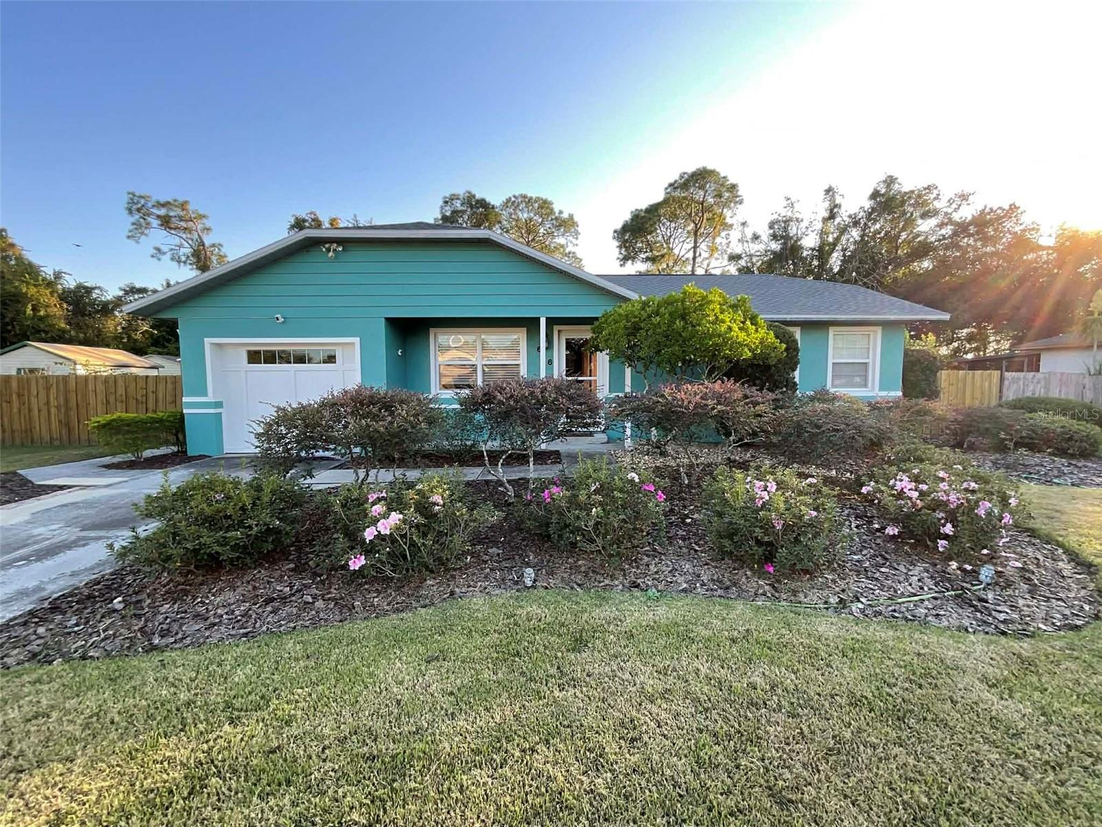 Details for 616 Kings Lane Sw, WINTER HAVEN, FL 33880