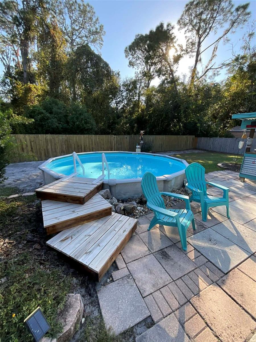 Image 6 of 13 For 616 Kings Lane Sw