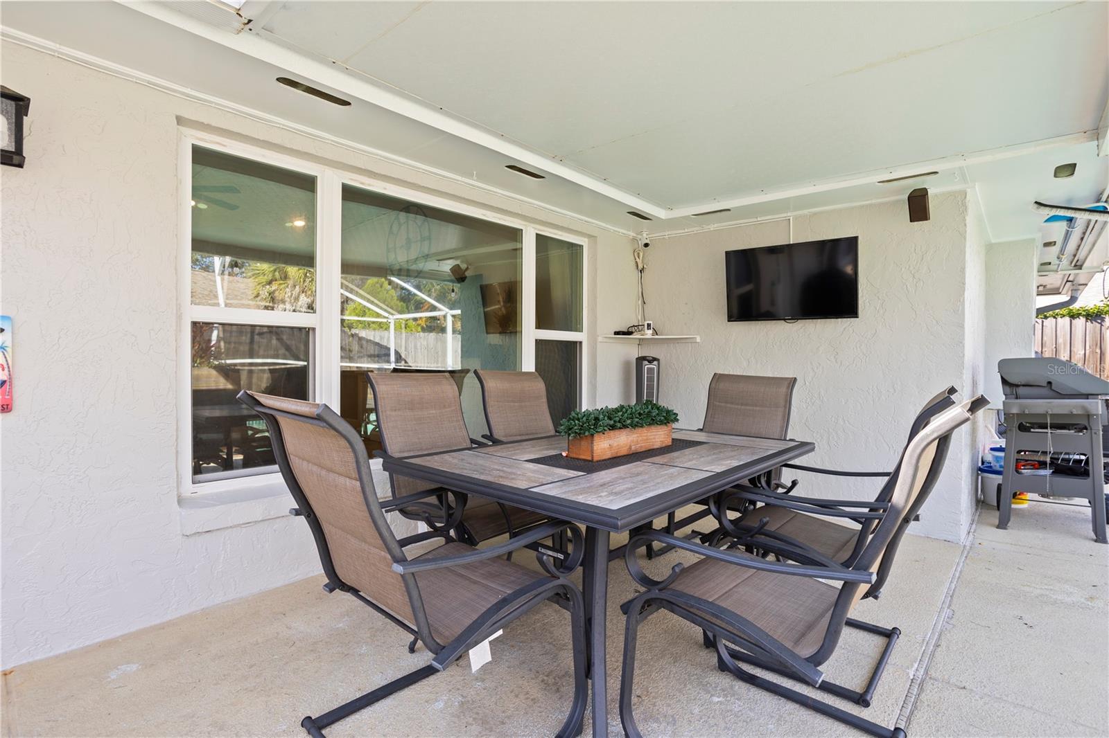 Image 29 of 34 For 204 Teakwood Court