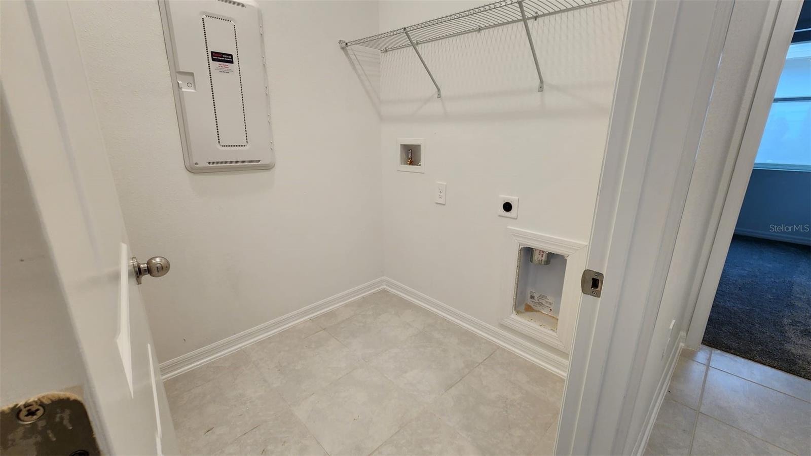 Image 11 of 15 For 1427 Brentwood Drive