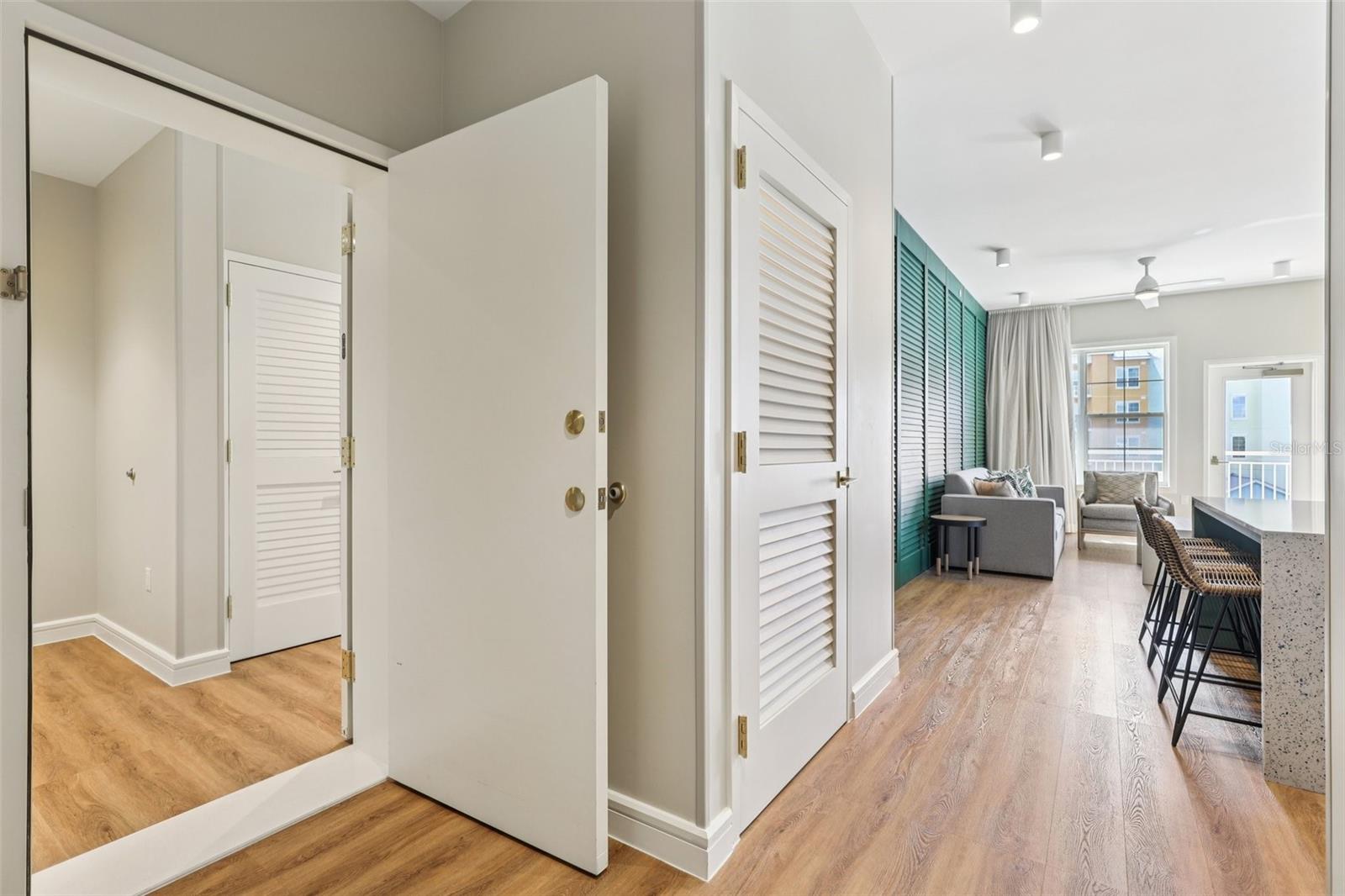 Image 23 of 56 For 3151 Sunset Walk Drive 316