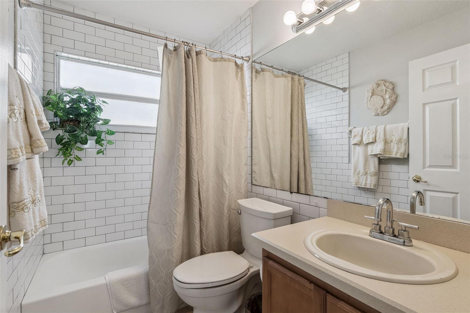 Image 24 of 35 For 2631 Cedaridge Circle