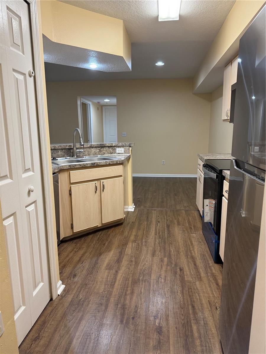 Image 10 of 32 For 738 Crest Pines Drive 718