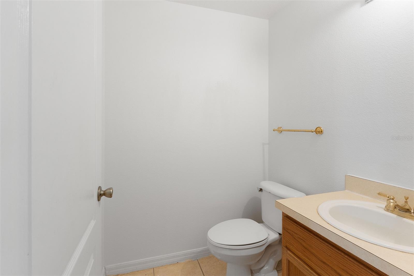 Image 27 of 30 For 230 Friesian Way