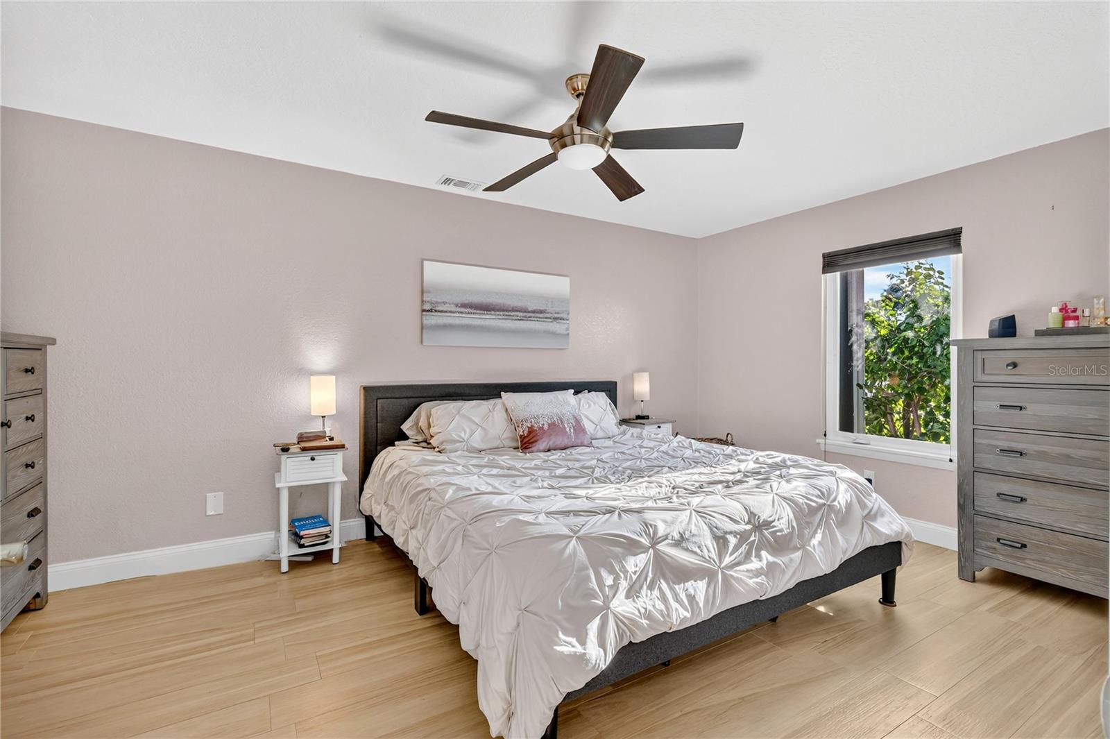 Image 11 of 31 For 1445 Ambra Drive