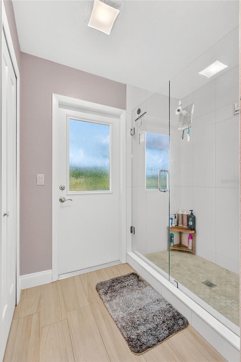 Image 13 of 31 For 1445 Ambra Drive