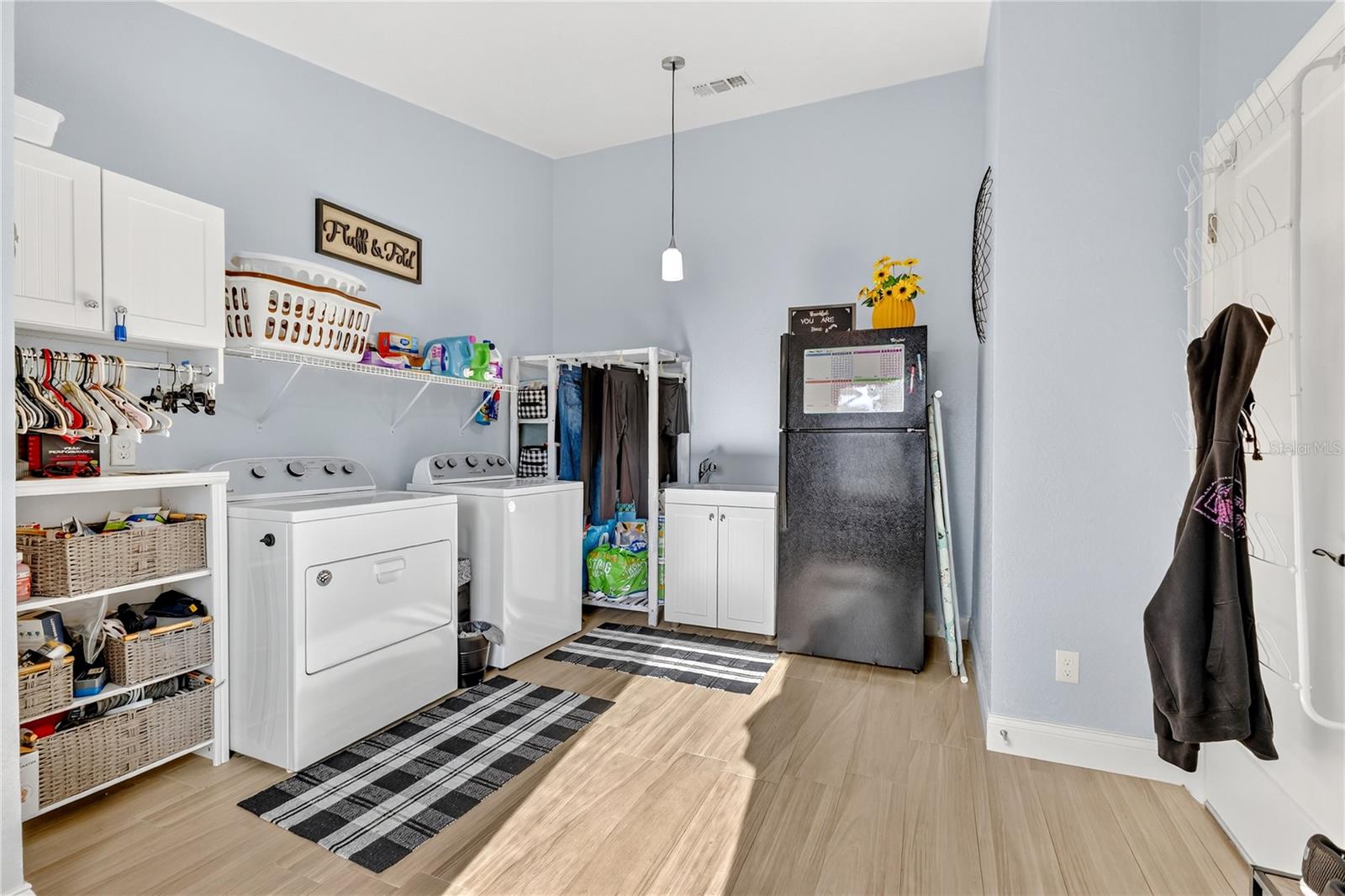 Image 16 of 31 For 1445 Ambra Drive