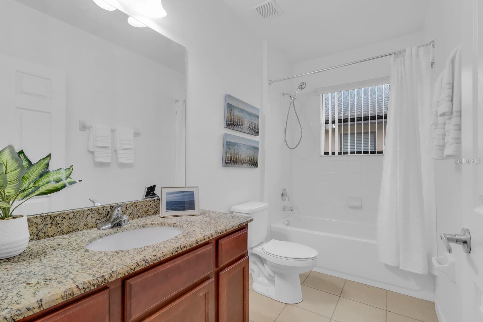 Image 8 of 18 For 2943 Casabella Drive