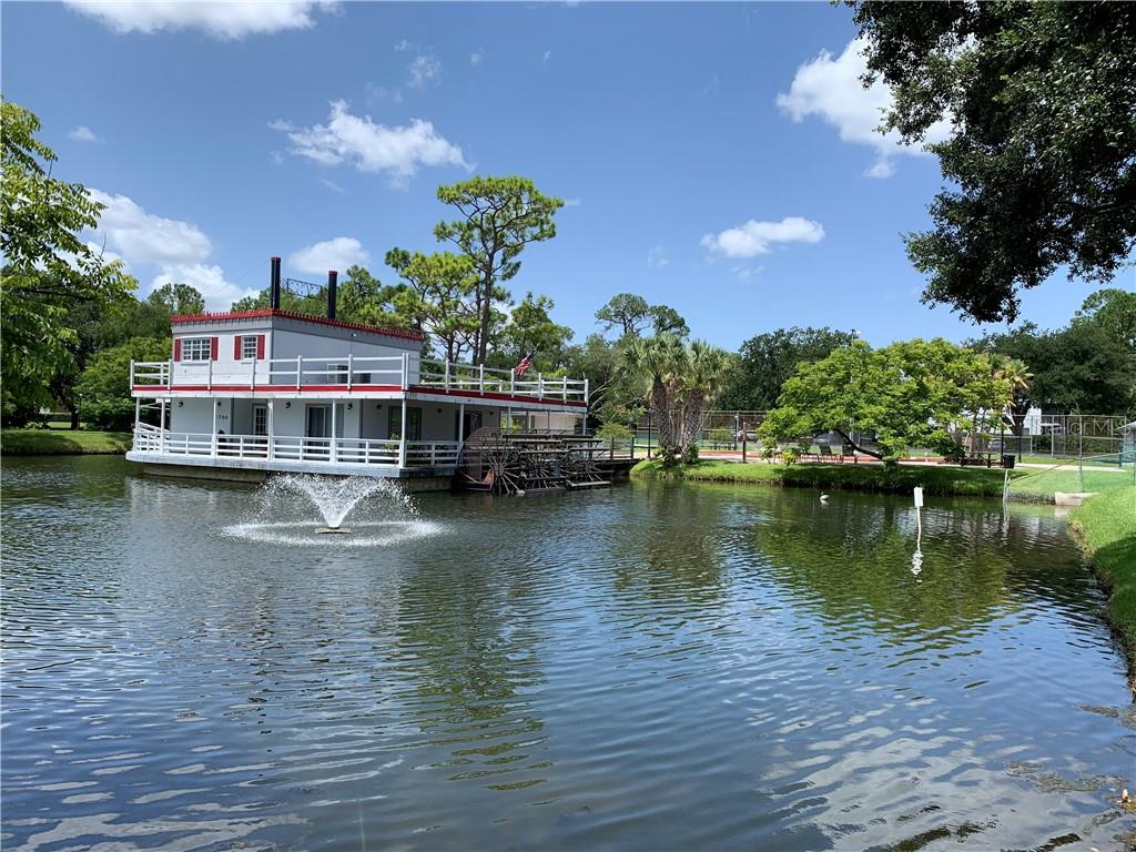 Image 15 of 16 For 5993 Village Circle Ge