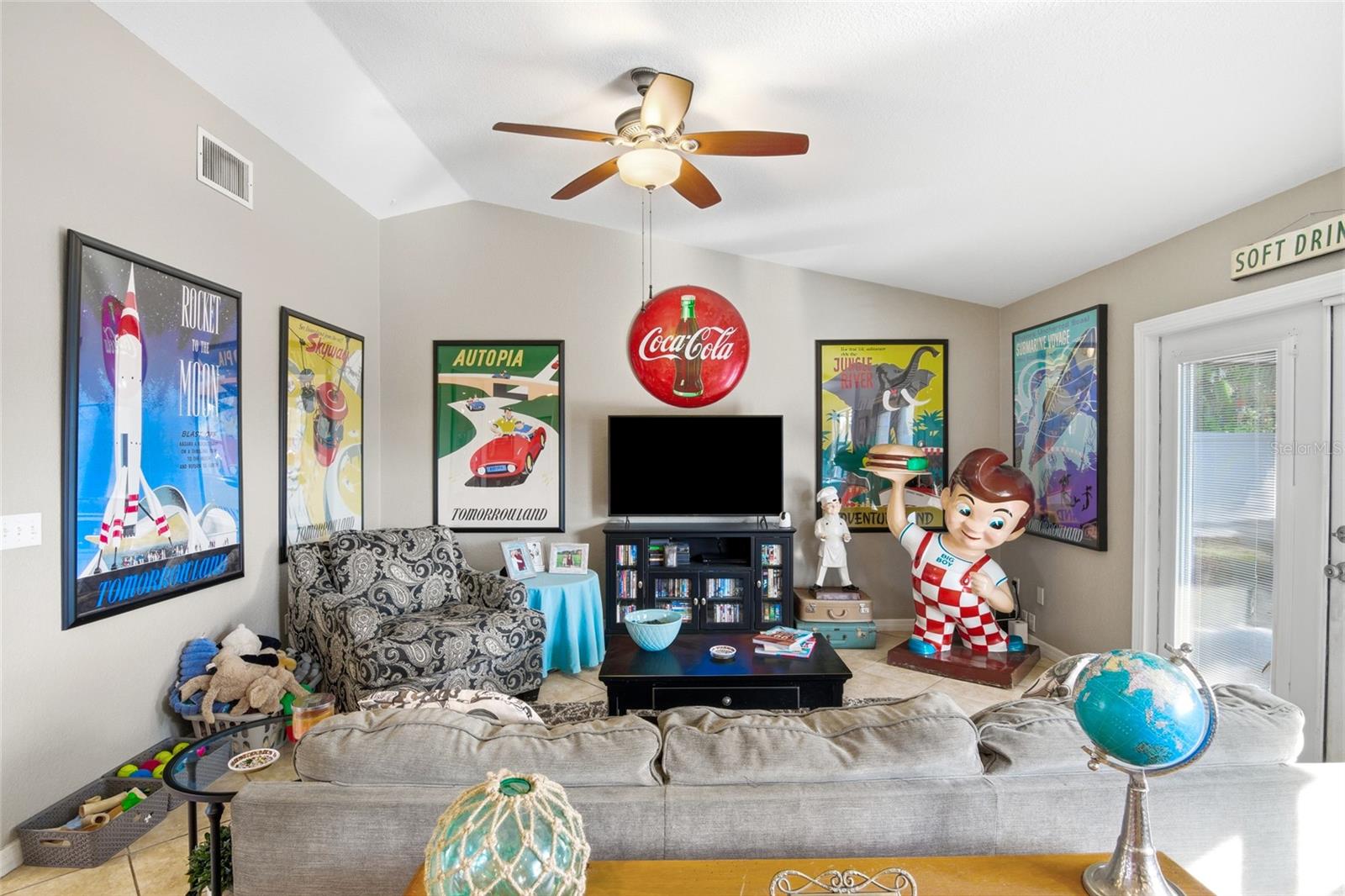 Image 4 of 30 For 7438 Burnway Drive