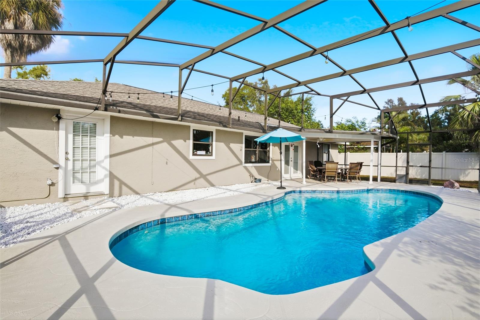 Image 8 of 30 For 7438 Burnway Drive