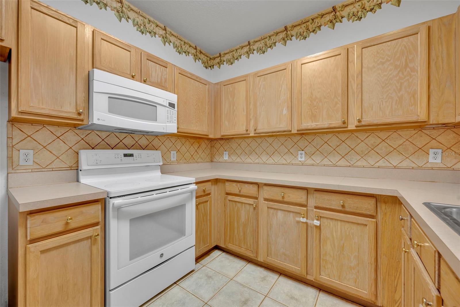 Image 10 of 24 For 4833 Cypress Woods Drive 4206