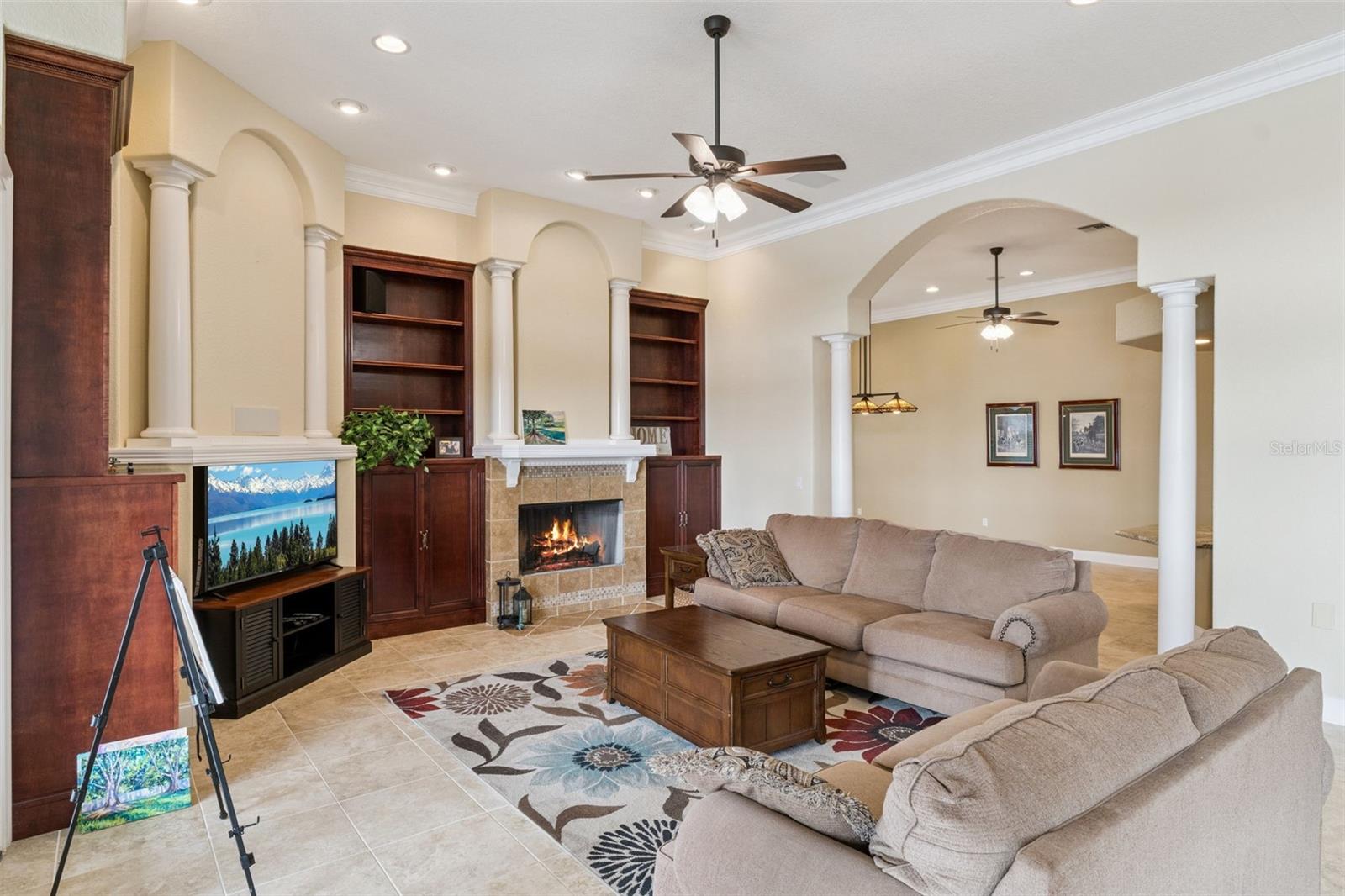 Image 7 of 60 For 1017 Johns Point Drive