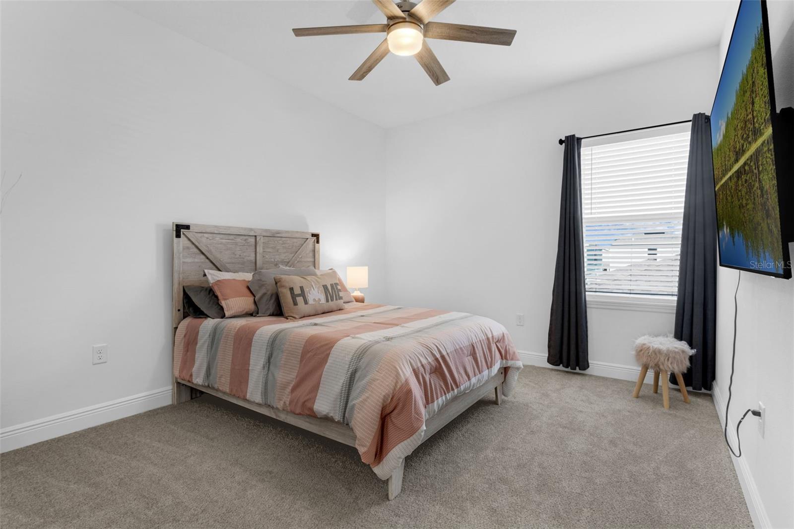 Image 16 of 39 For 13151 Calming Breeze Way