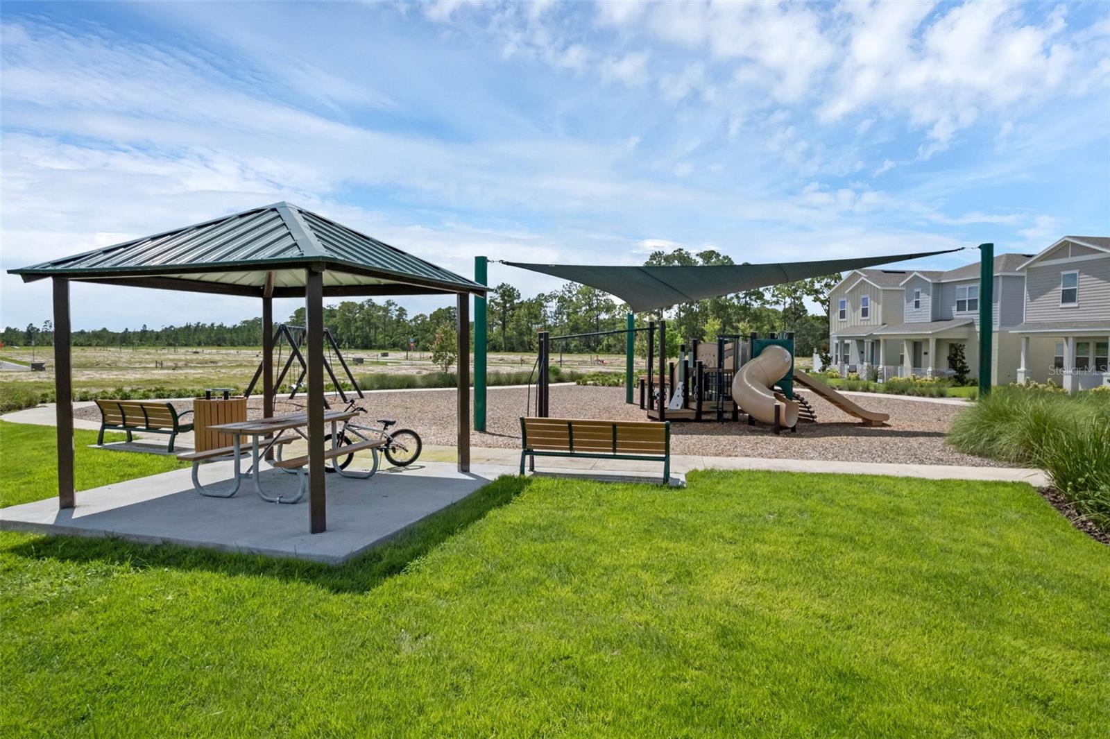 Image 35 of 39 For 13151 Calming Breeze Way