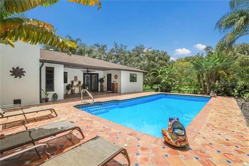 Image 9 of 12 For 2077 Racimo Drive