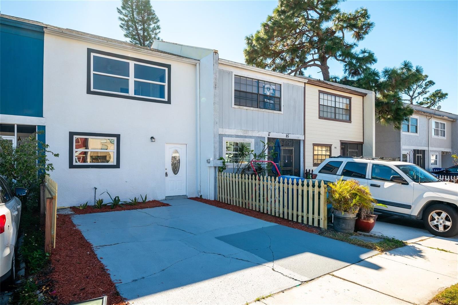 Image 2 of 25 For 3150 Pines Drive 84