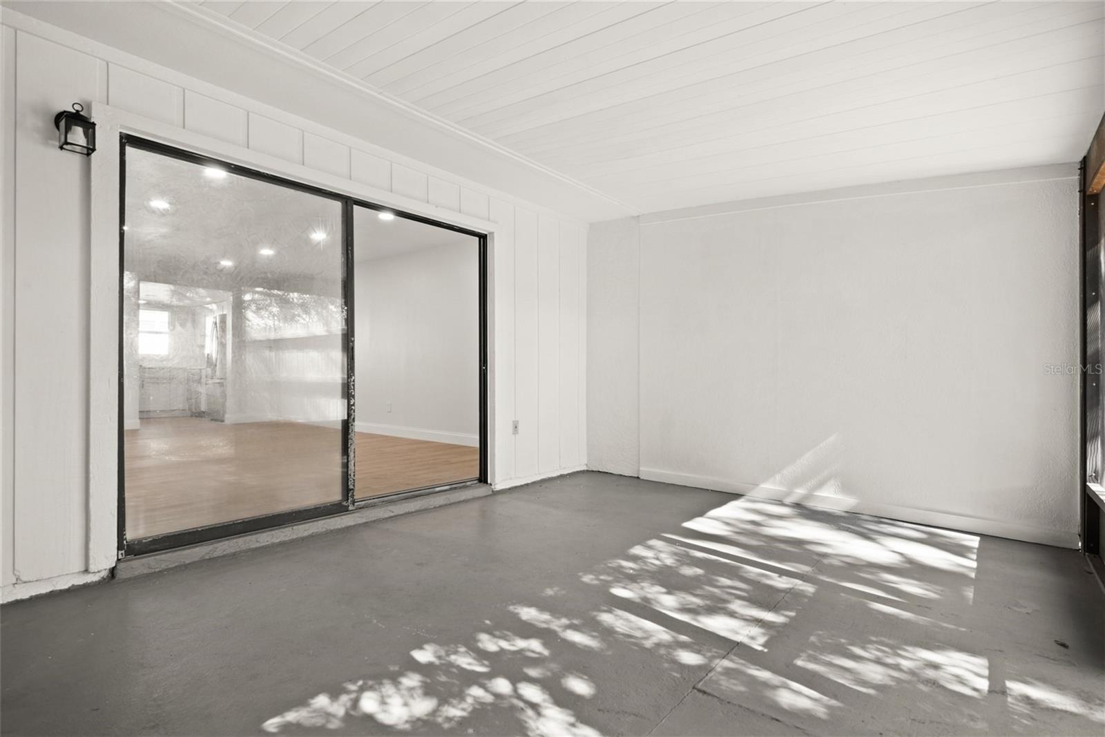 Image 23 of 25 For 3150 Pines Drive 84