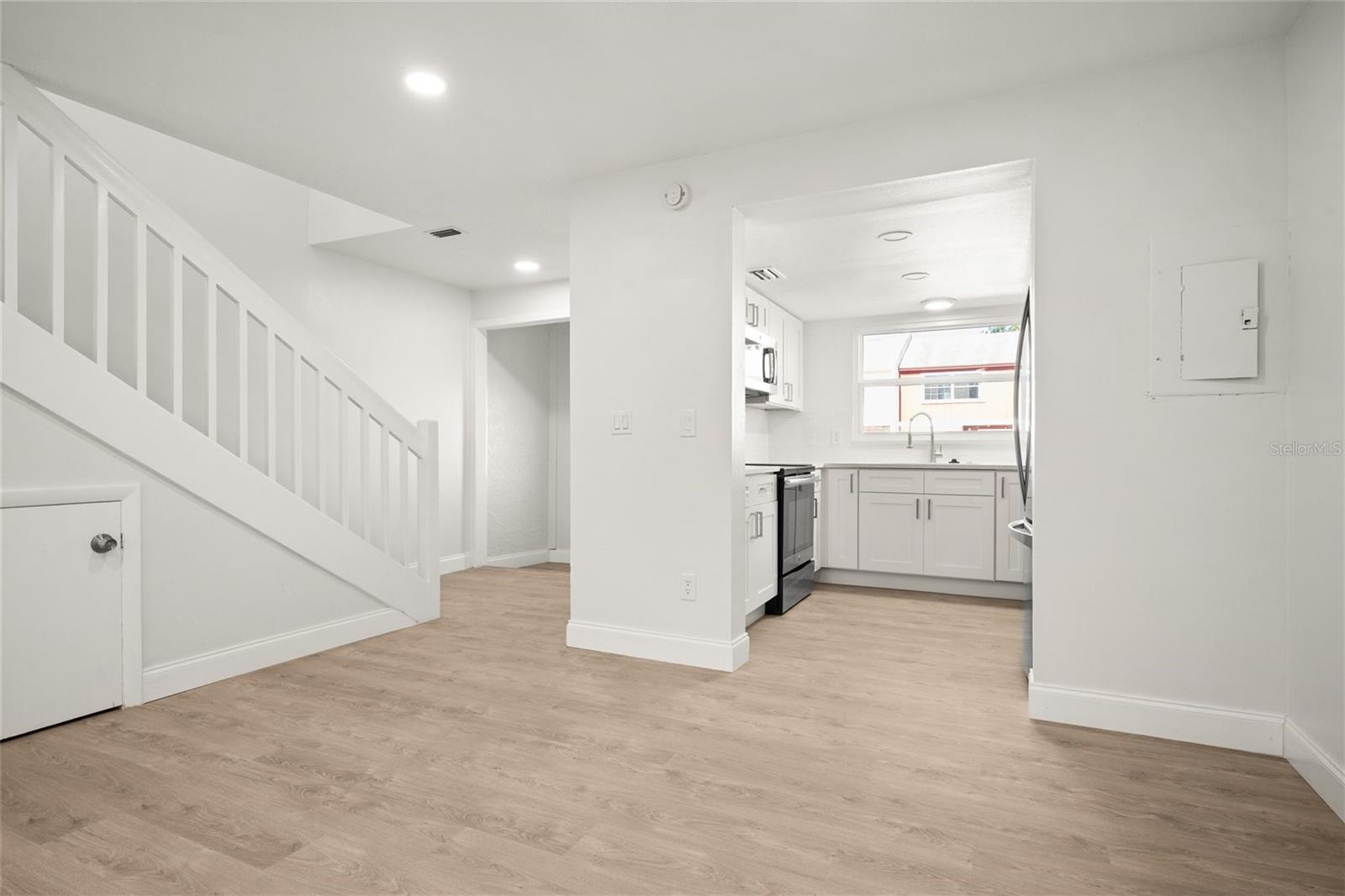 Image 7 of 25 For 3150 Pines Drive 84