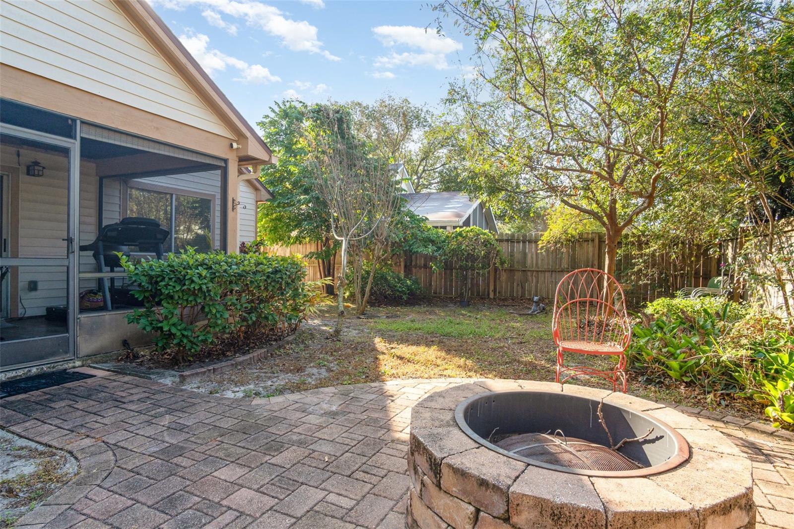 Image 25 of 30 For 150 Edgewater Circle