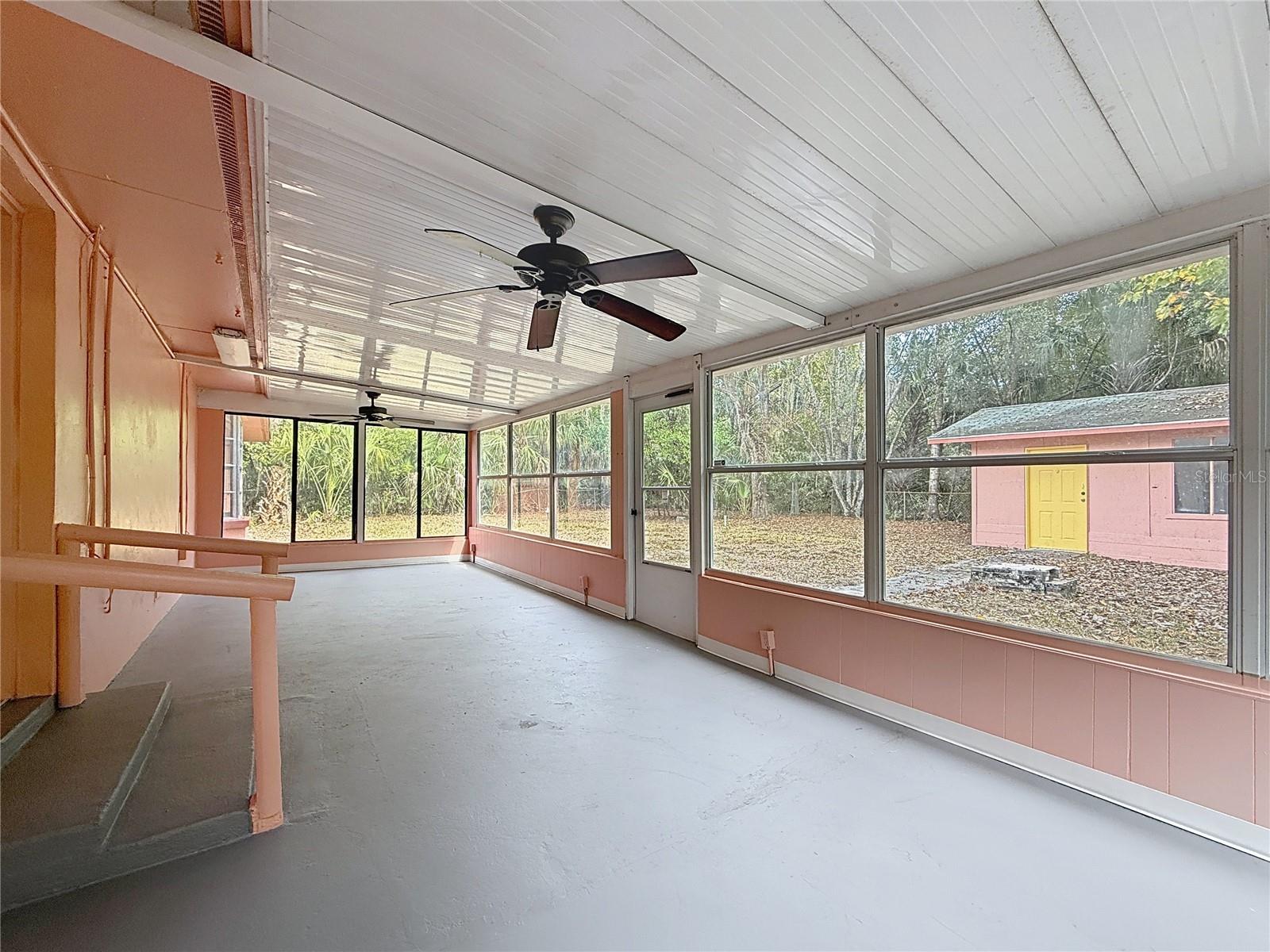 Listing photo id 38 for 6359 Lewdingar Drive