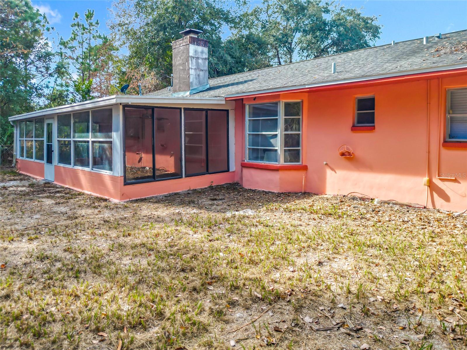 Listing photo id 49 for 6359 Lewdingar Drive