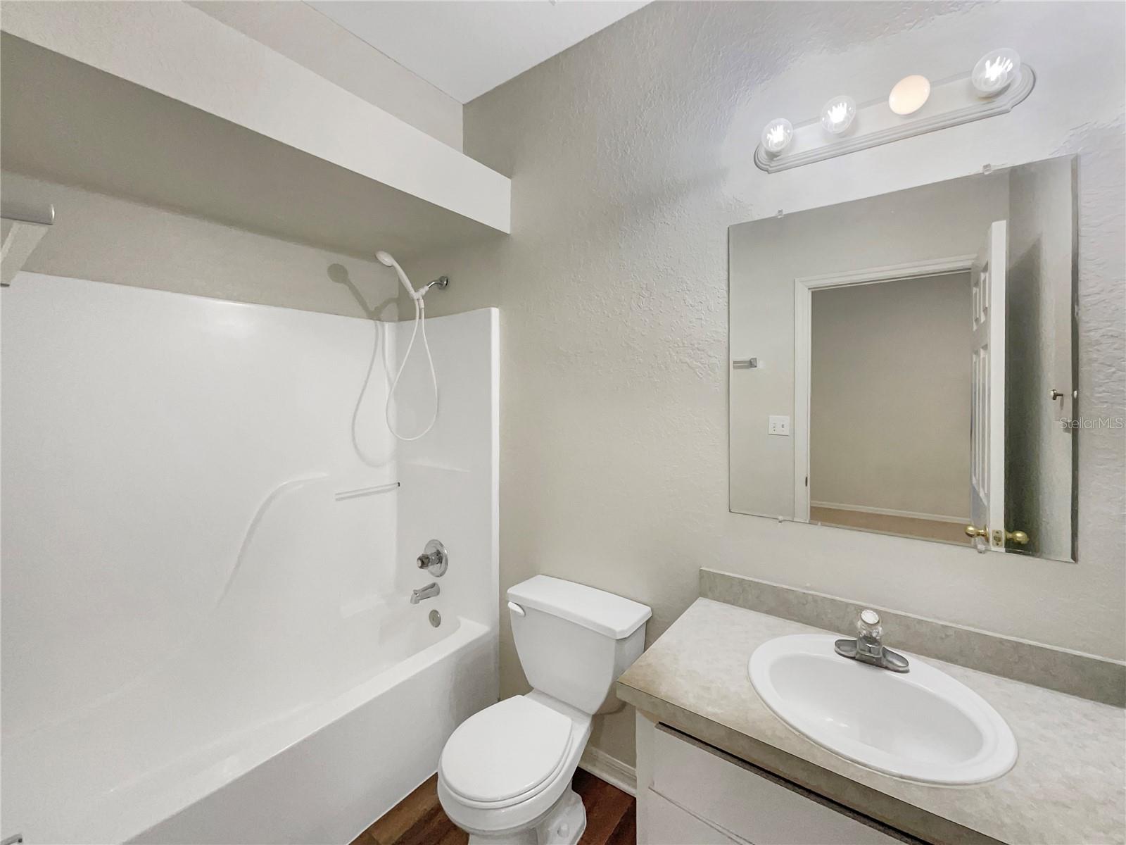 Image 13 of 21 For 920 Forrest Drive