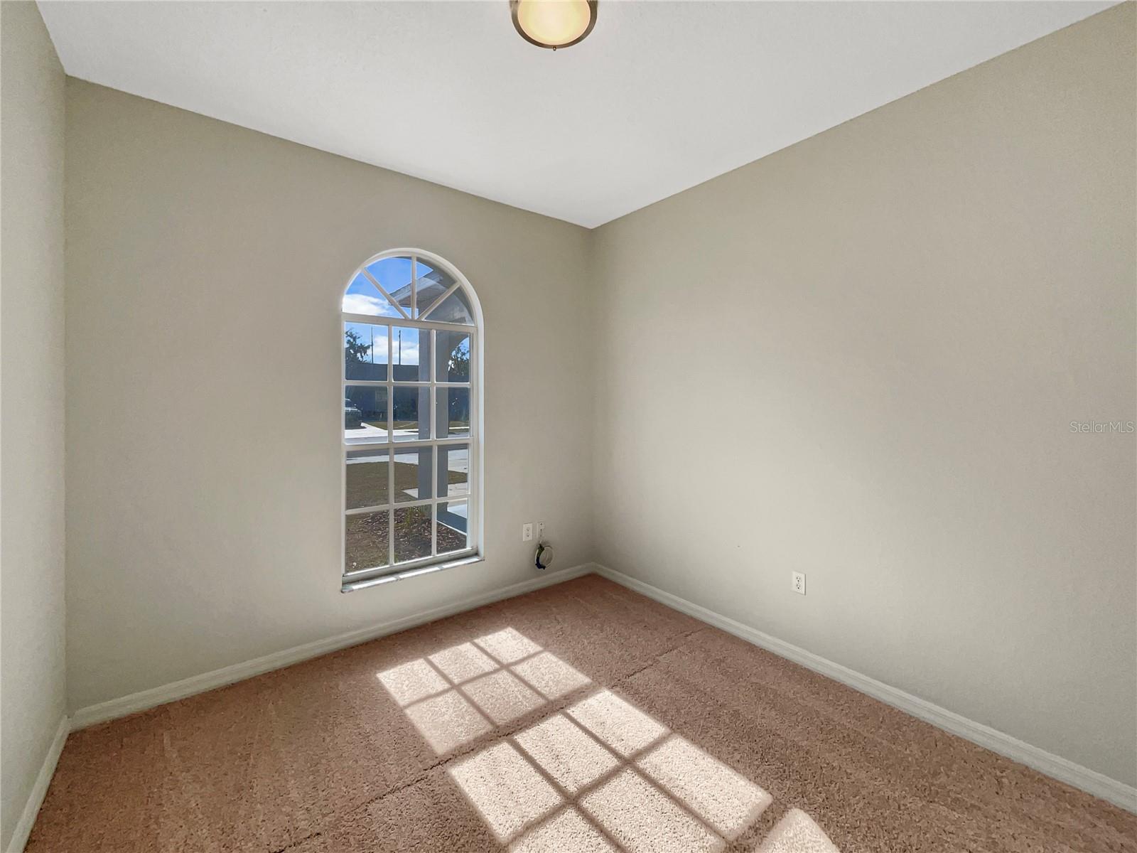 Image 15 of 21 For 920 Forrest Drive