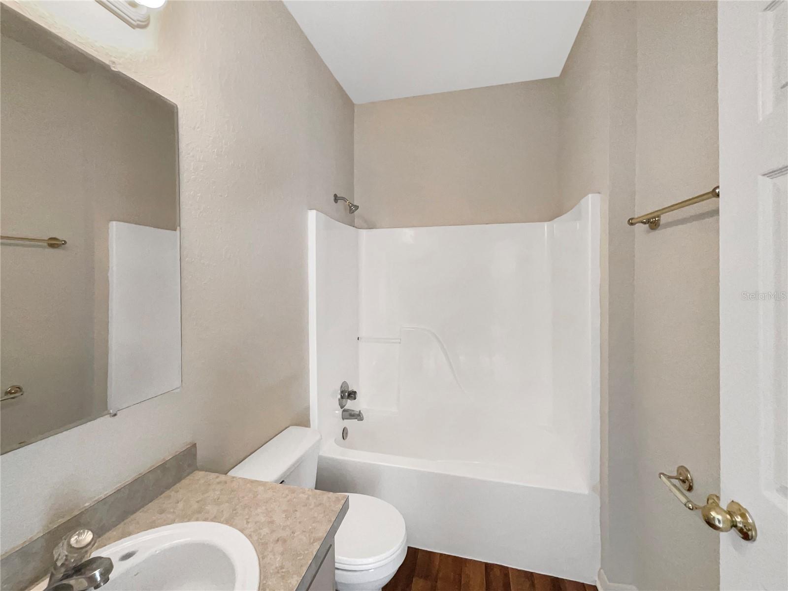 Image 16 of 21 For 920 Forrest Drive