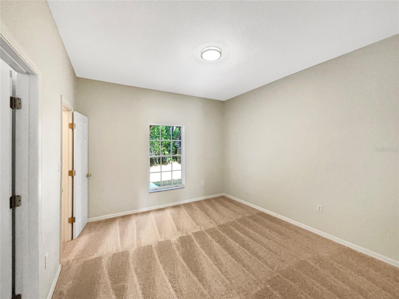 Image 4 of 21 For 920 Forrest Drive