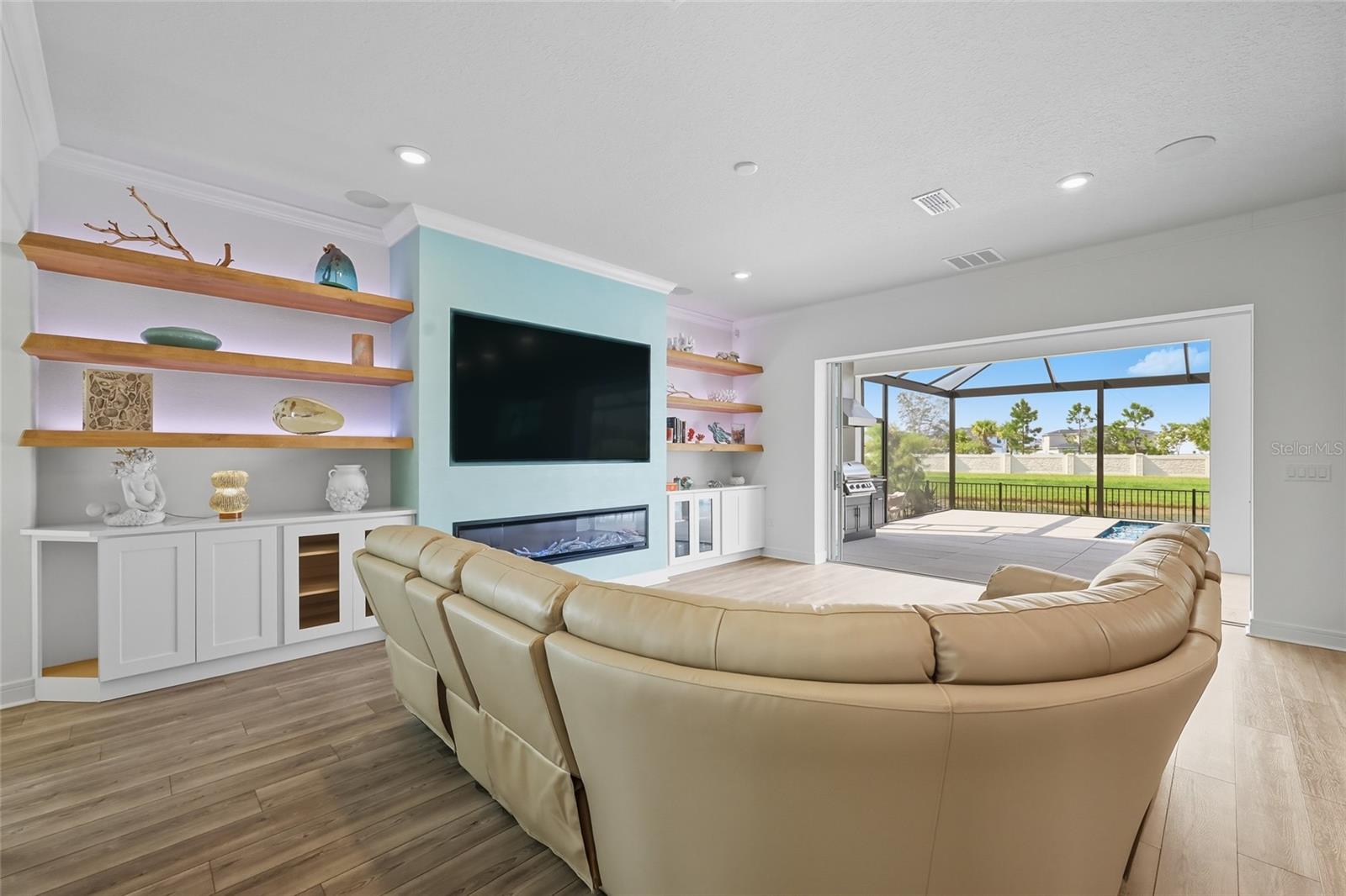 Image 16 of 58 For 13726 Tybee Beach Lane