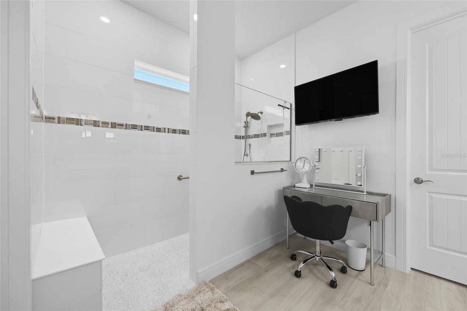 Image 46 of 58 For 13726 Tybee Beach Lane