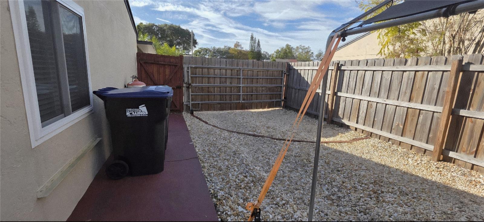 Image 24 of 30 For 667 Golden Sunshine Circle