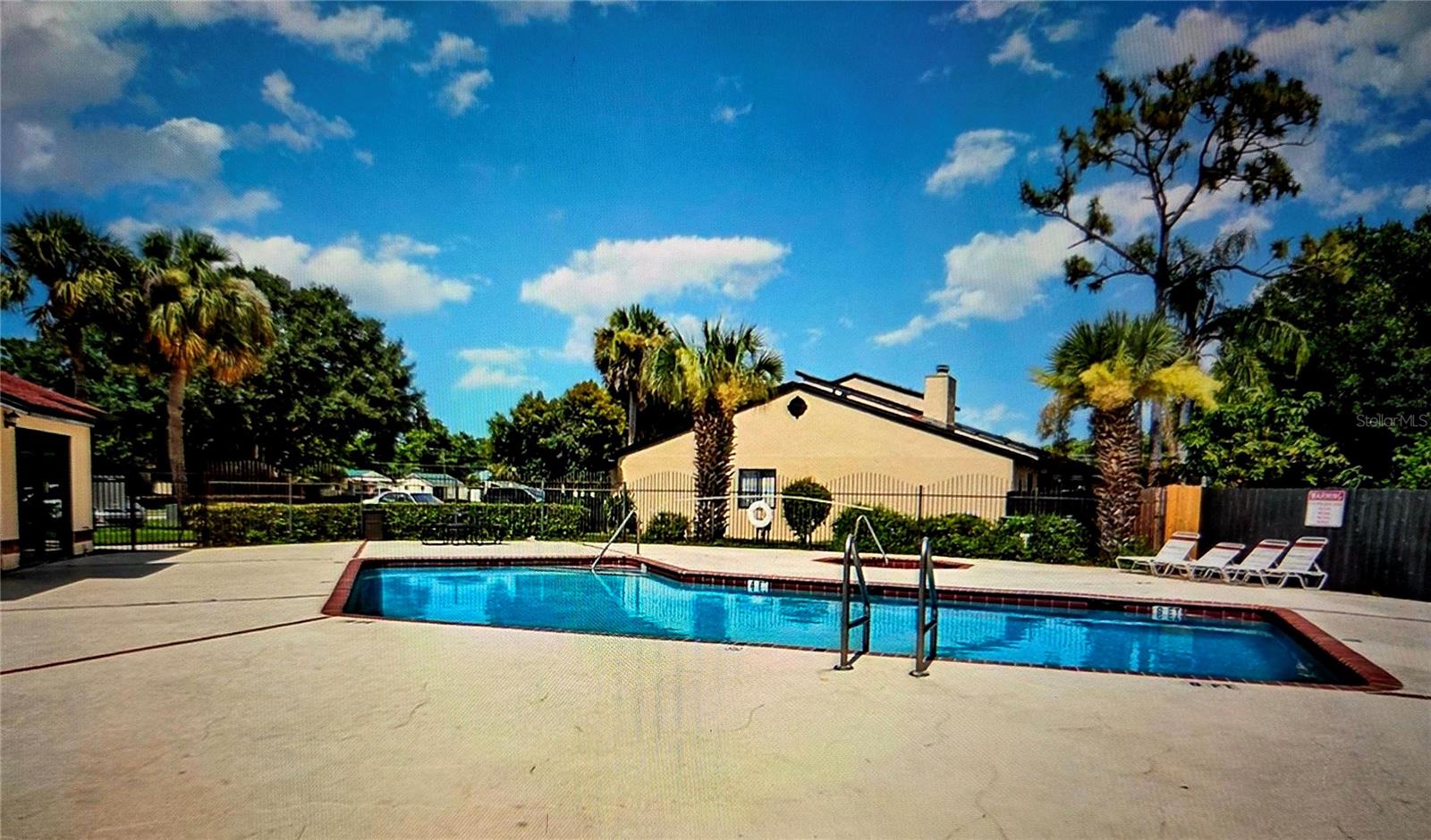 Image 29 of 30 For 667 Golden Sunshine Circle