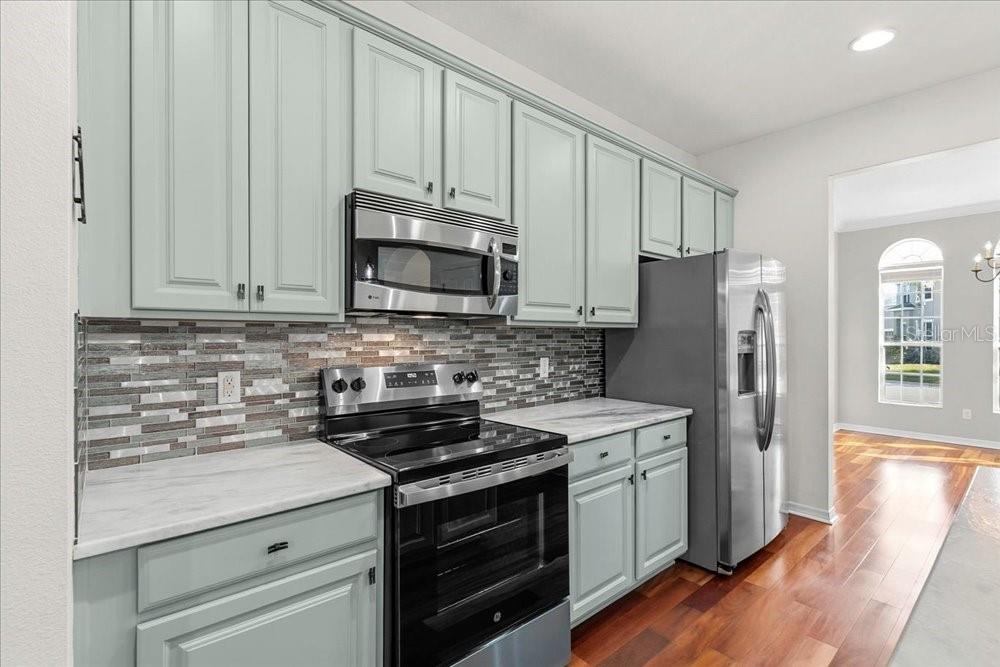 Image 11 of 46 For 352 Old Alemany Place