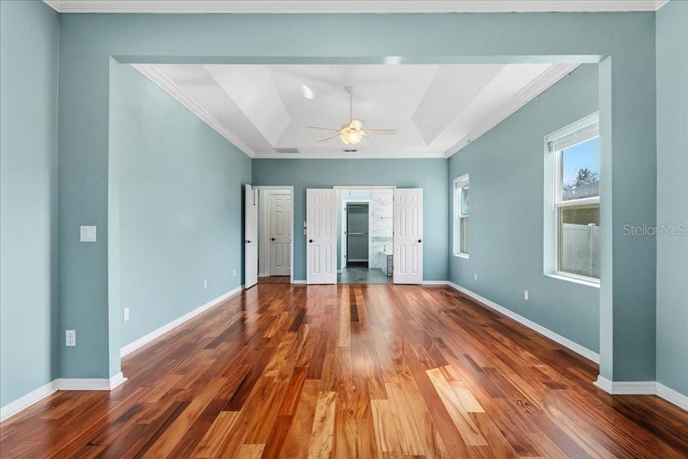 Image 27 of 46 For 352 Old Alemany Place