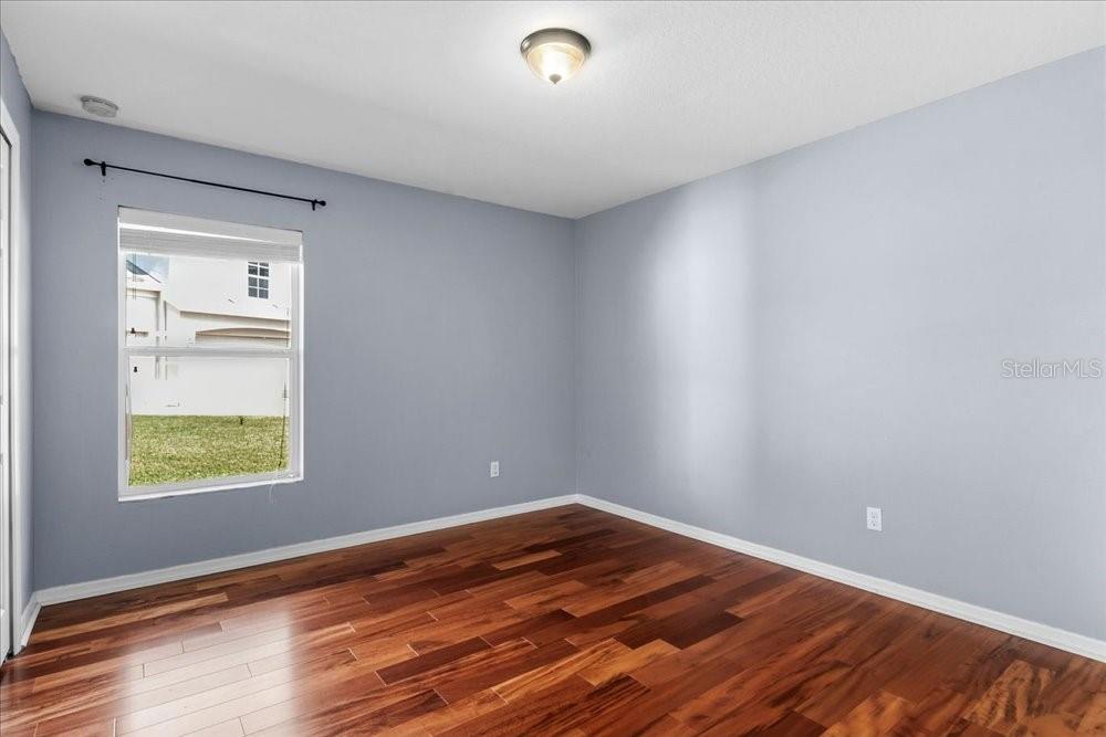 Image 31 of 46 For 352 Old Alemany Place