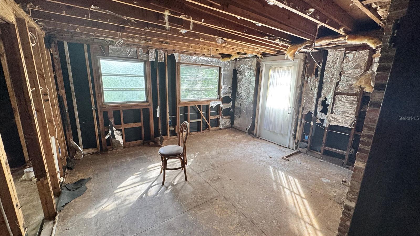 Image 10 of 14 For 1106 Arizona Avenue