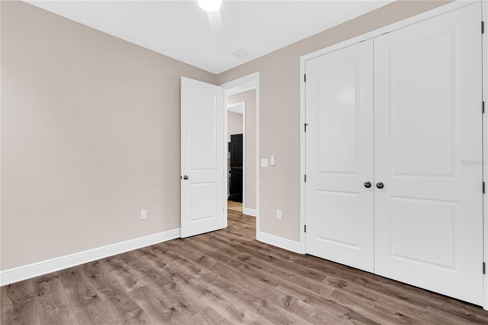 Image 19 of 48 For 10205 Pearson Avenue