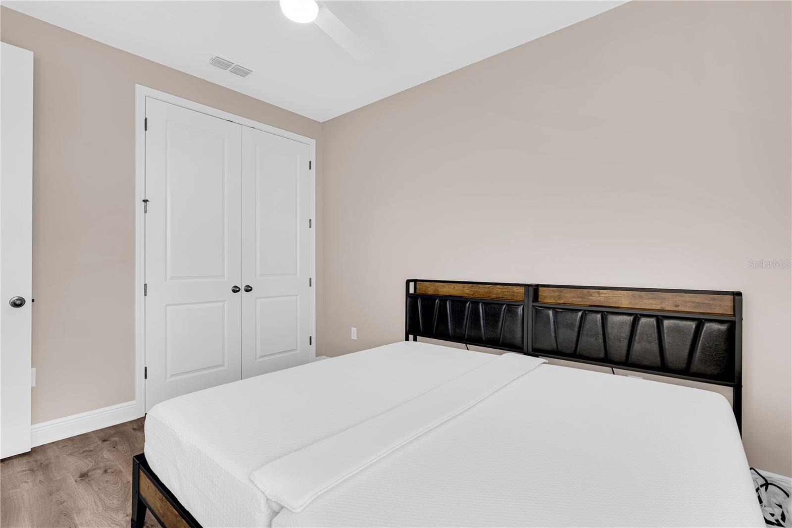 Image 22 of 48 For 10205 Pearson Avenue