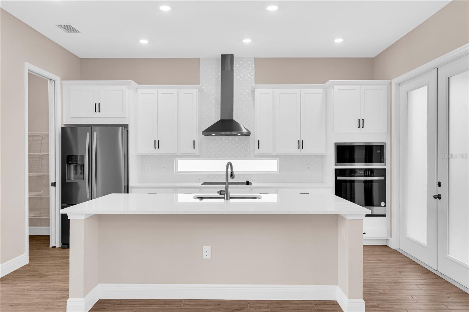 Image 4 of 48 For 10205 Pearson Avenue