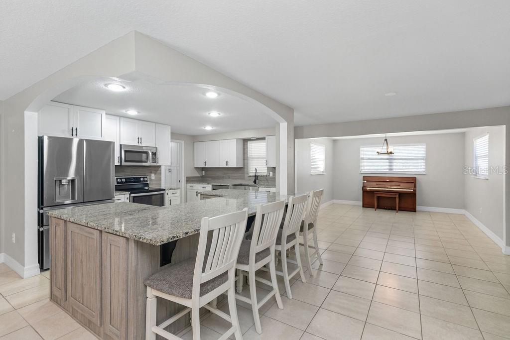 Image 5 of 40 For 3707 Sunny Drive