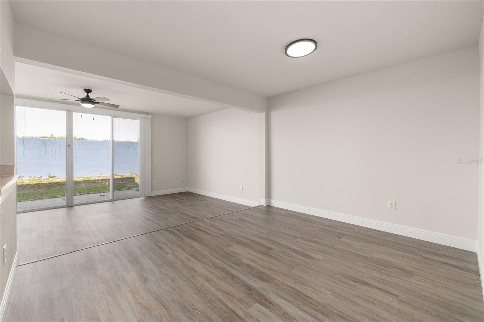 Image 11 of 32 For 142 Mango Drive